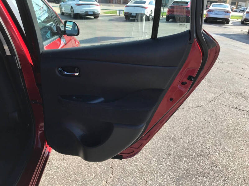 2013 Nissan LEAF S
