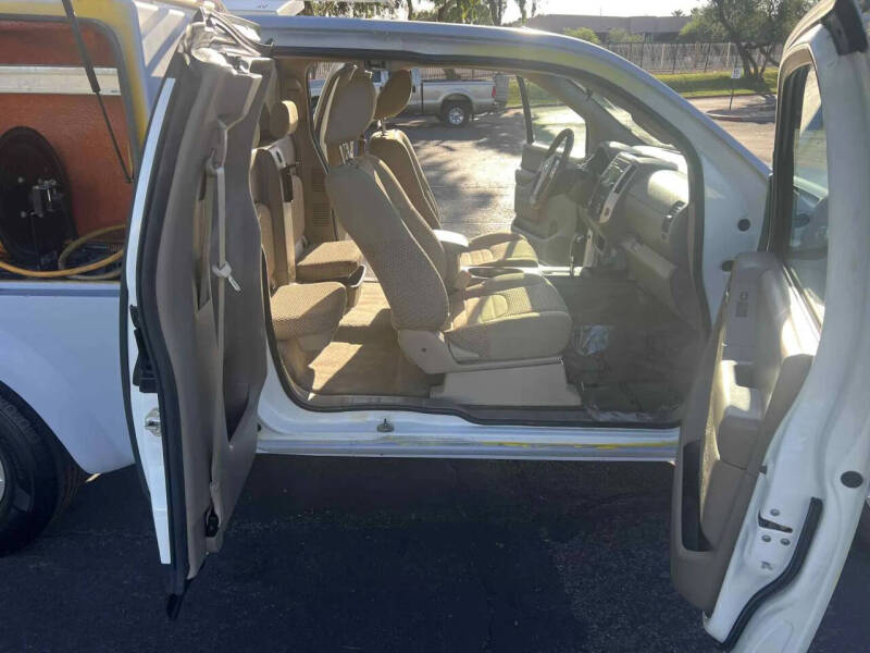 2017 Nissan Frontier SV V6