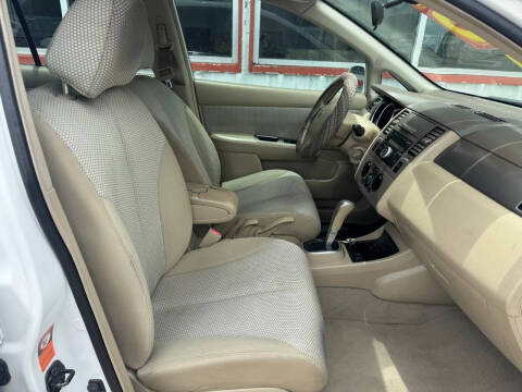 2009 Nissan Versa 1.8 S