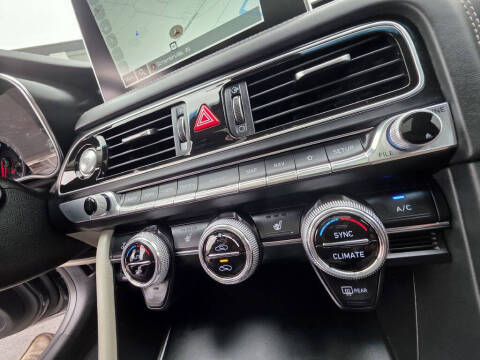 2021 Genesis G70