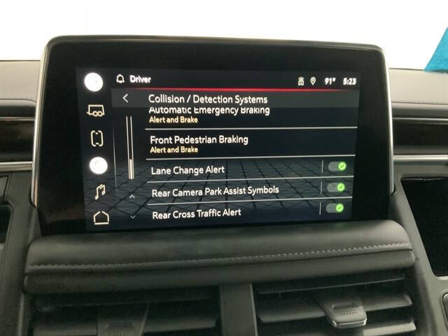 2022 GMC Yukon XL SLE