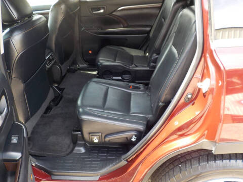 2016 Toyota Highlander Limited Platinum