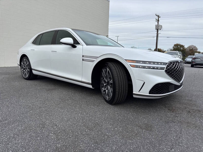 2025 Genesis G90 3.5T e-Supercharger