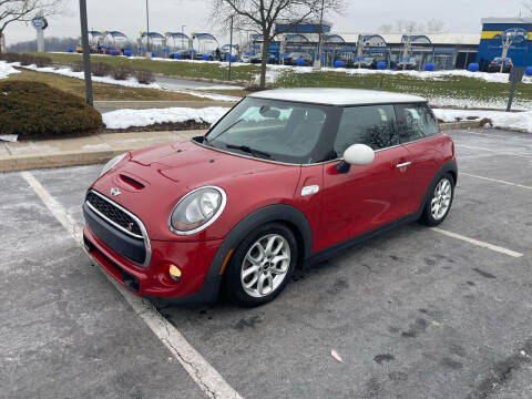 2016 MINI Hardtop 2 Door for sale at Five Plus Autohaus, LLC in Emigsville PA