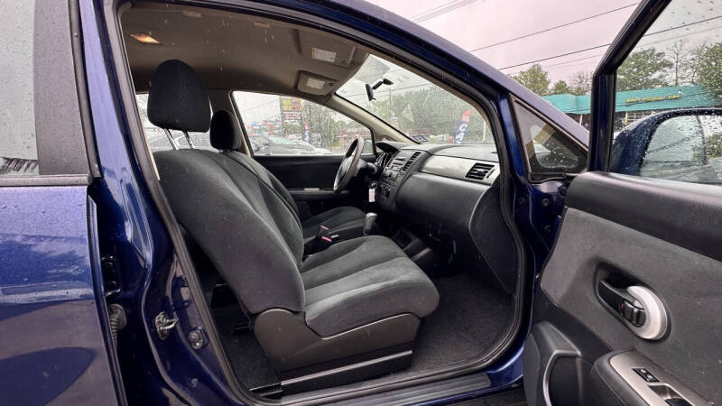 2012 Nissan Versa 1.8 S