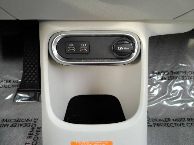 2024 Genesis GV60 Standard