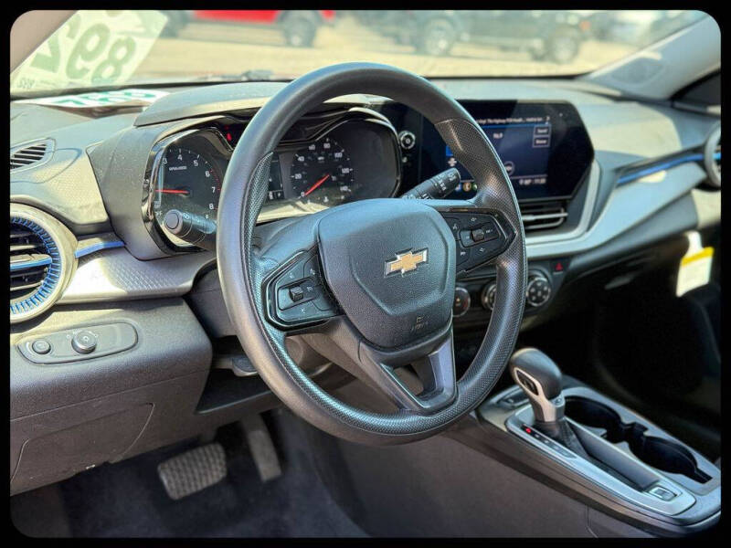 2024 Chevrolet Trax LS