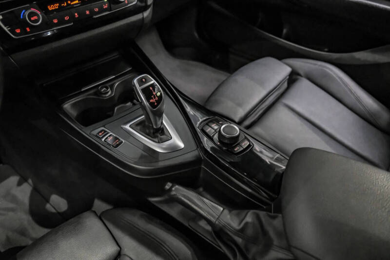 2017 BMW 2 Series 230i