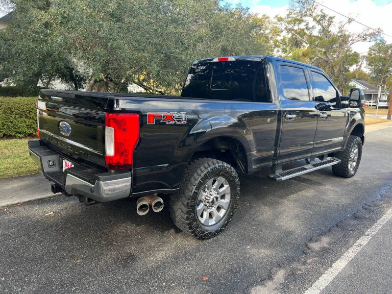 2017 Ford F-250 Super Duty XL photo 2