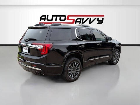 2023 GMC Acadia Denali