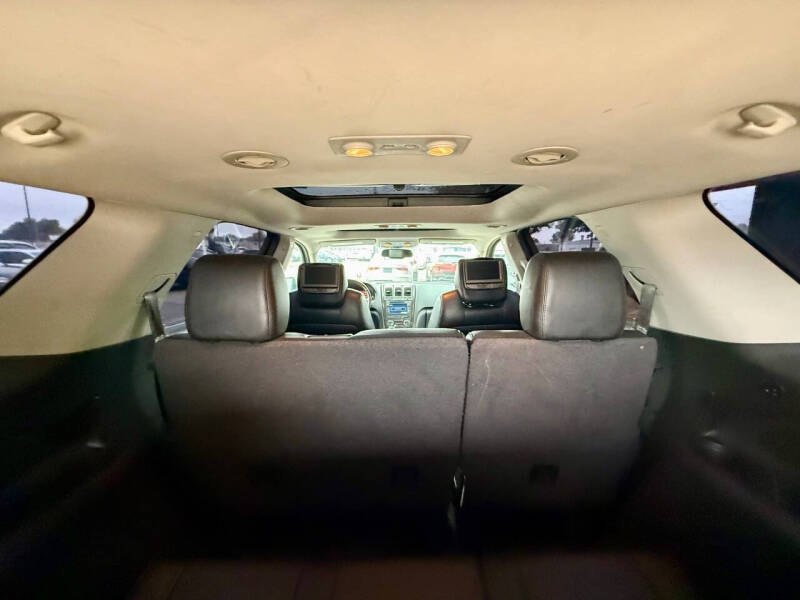 2011 GMC Acadia Denali