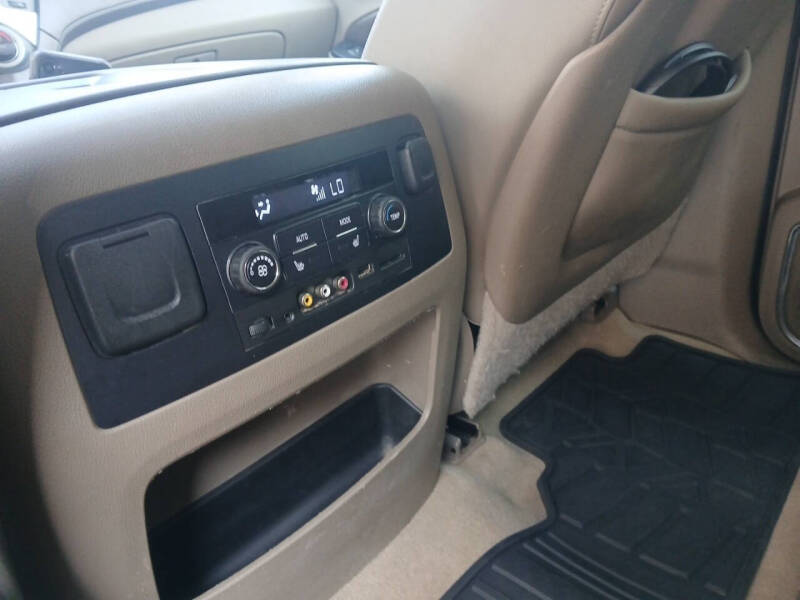 2015 Chevrolet Suburban LT