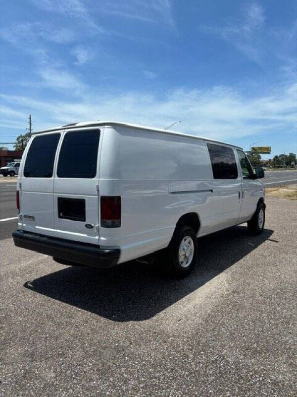 2006 Ford E-Series E-350 SD