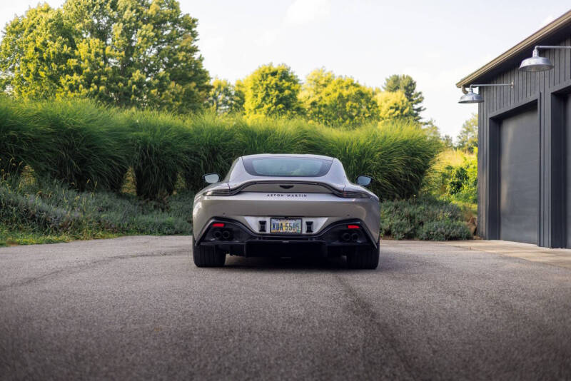 2023 Aston Martin Vantage