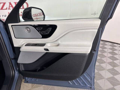 2025 Lincoln Aviator Black Label