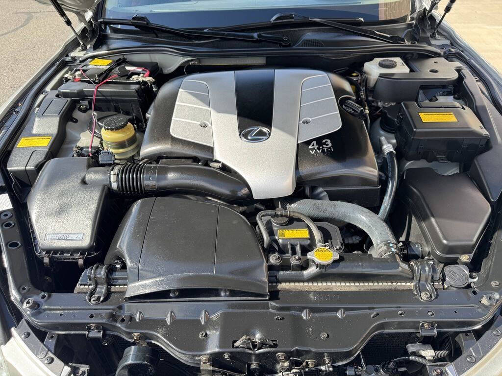 2004 Lexus SC 430 20