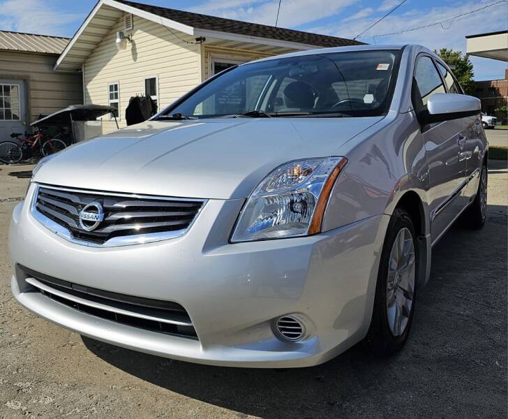 2011 Nissan Sentra for sale at Adan Auto Credit in Effingham IL