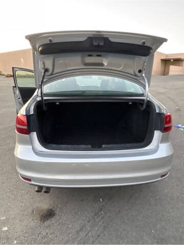 2015 Volkswagen Jetta