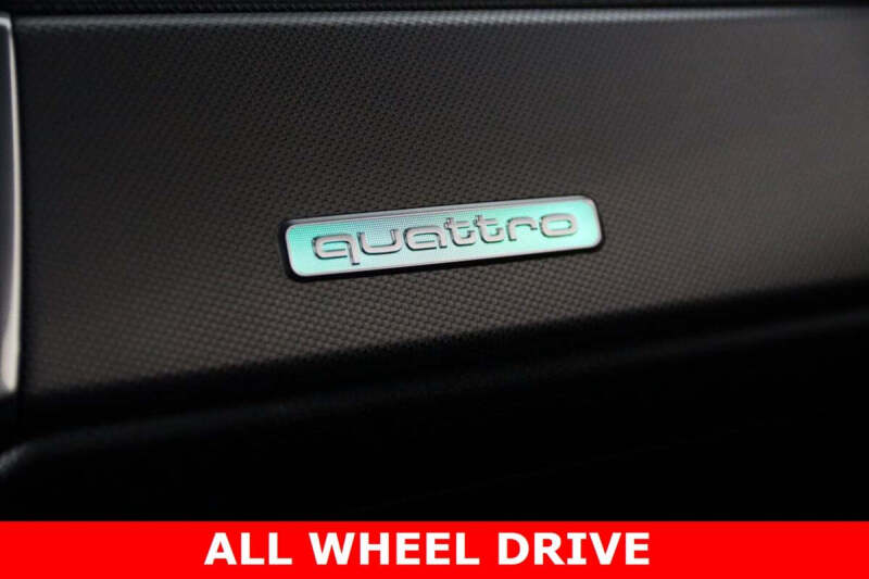 2021 Audi Q3 quattro S line Prem Plus 45 TFSI