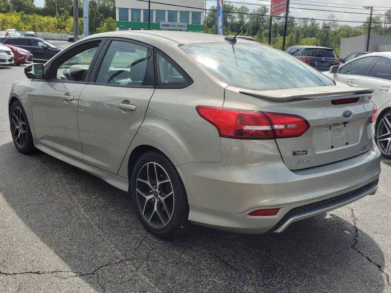 2015 Ford Focus SE