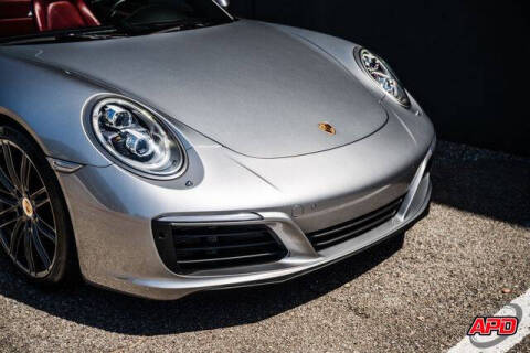 2017 Porsche 911 Carrera