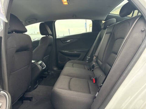 2025 Chevrolet Malibu LT