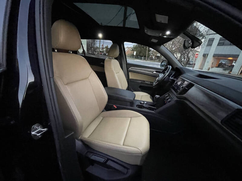 2020 Volkswagen Atlas Cross Sport V6 SE 4Motion