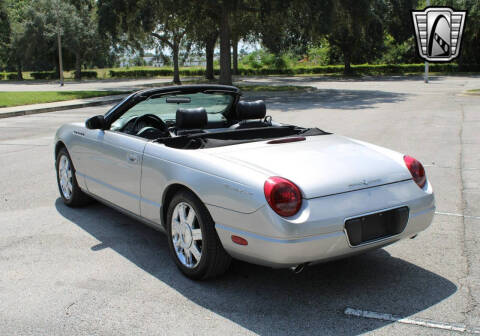 2004 Ford Thunderbird Deluxe