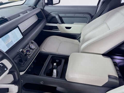 2023 Land Rover Defender