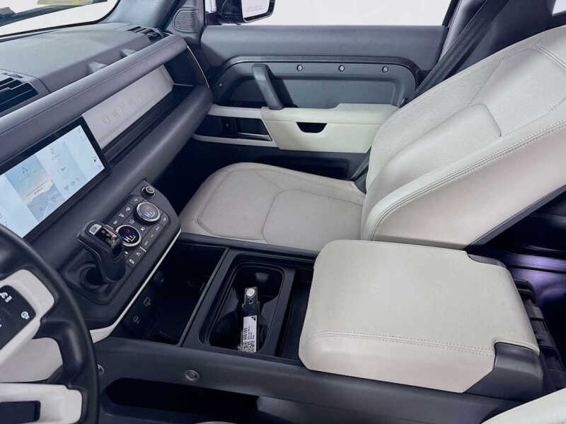 2023 Land Rover Defender