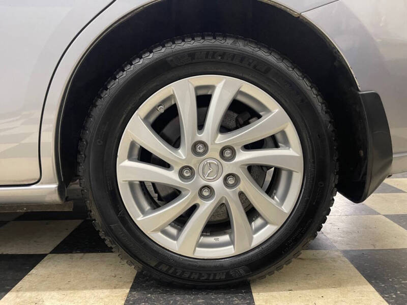 2012 Mazda MAZDA5 Sport