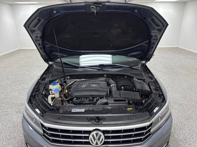 2016 Volkswagen Passat 1.8T SEL Premium