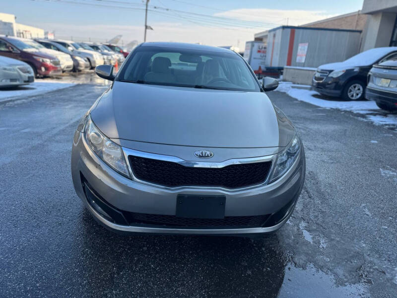 2013 Kia Optima LX photo 2