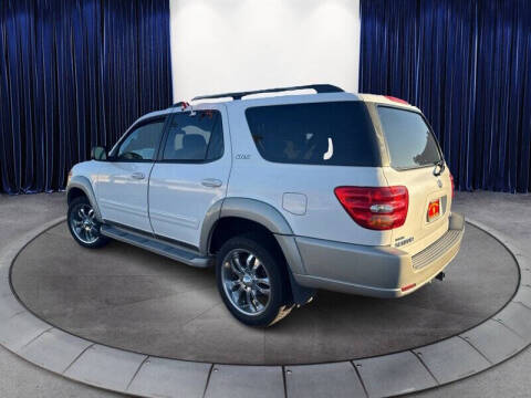 2003 Toyota Sequoia SR5