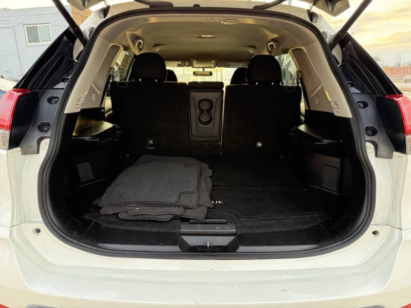 2018 Nissan Rogue SV