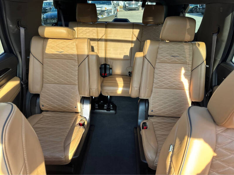 2023 Cadillac Escalade Premium Luxury