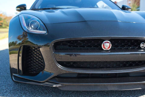 2017 Jaguar F-TYPE SVR