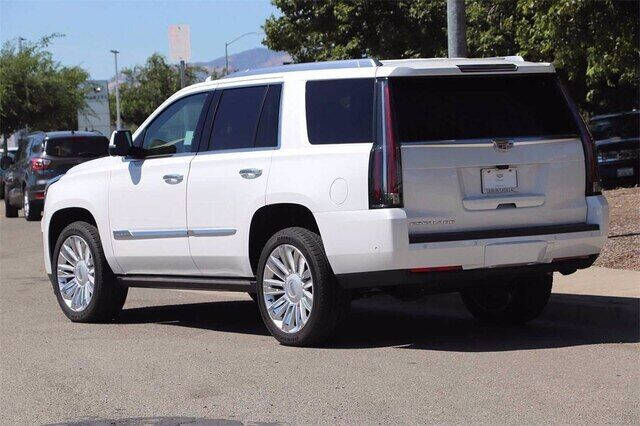 2019 Cadillac Escalade Platinum