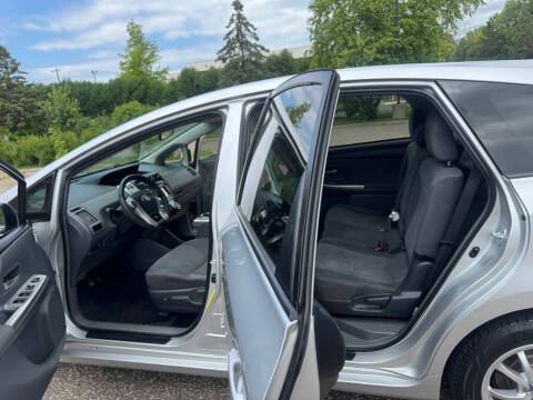2013 Toyota Prius v