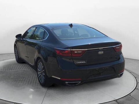 2017 Kia Cadenza Premium