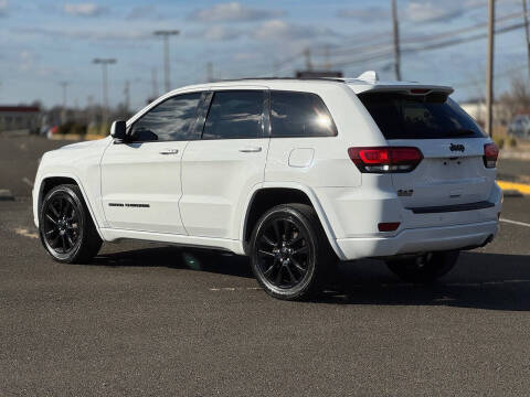 2017 Jeep Grand Cherokee Altitude