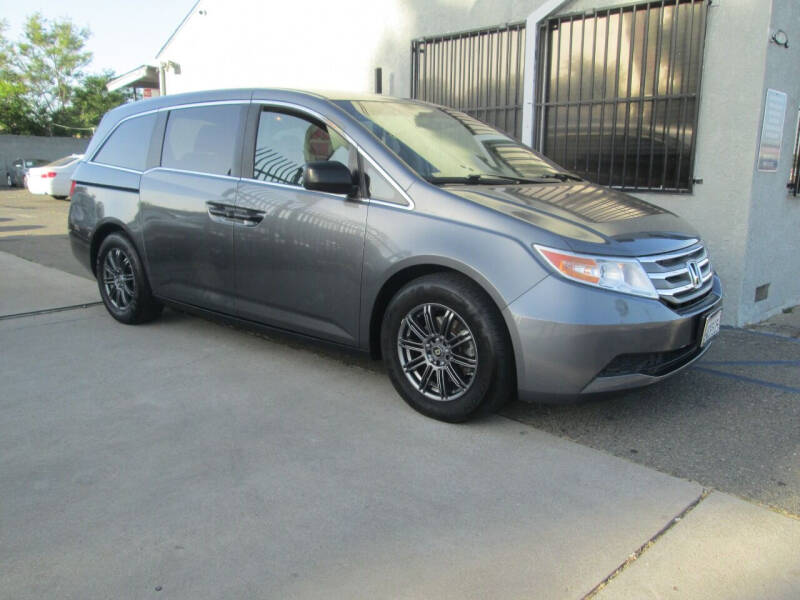 2012 Honda Odyssey for sale at Unique Plaza Auto Sales in Sacramento CA