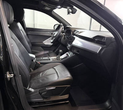 2020 Audi Q3 quattro Premium 45 TFSI