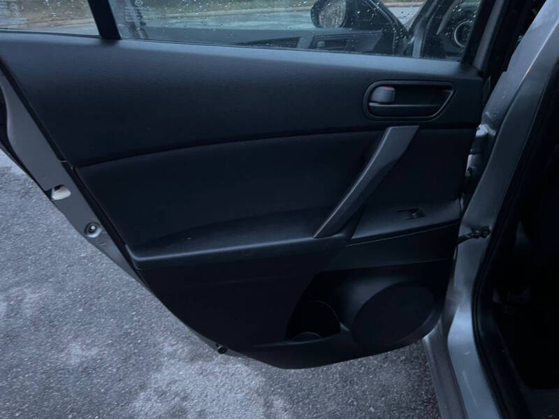 2010 Mazda MAZDA3 i Sport