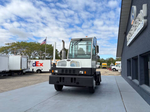 2011 Autocar Yard Spotter