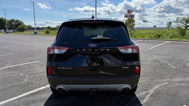 2021 Ford Escape Titanium