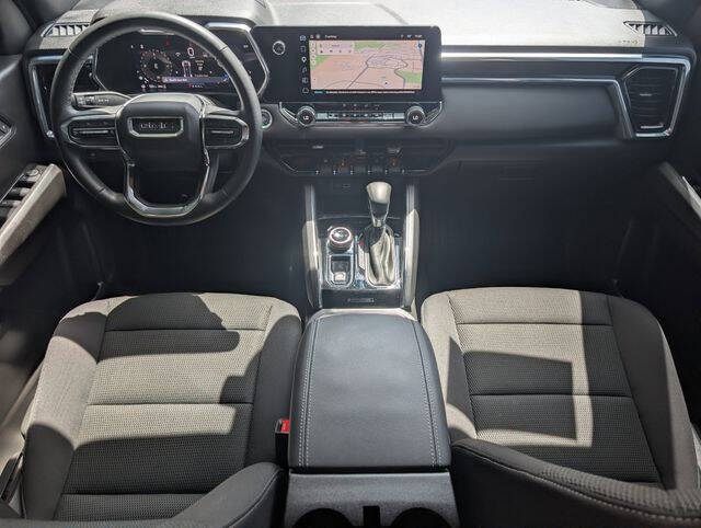 2024 GMC Canyon Elevation