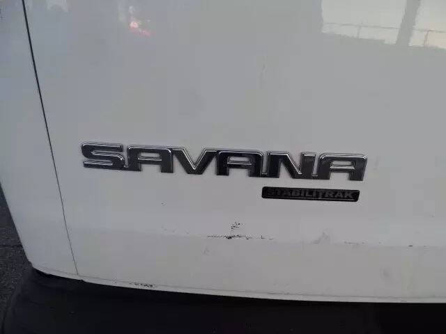 2016 GMC Savana 2500