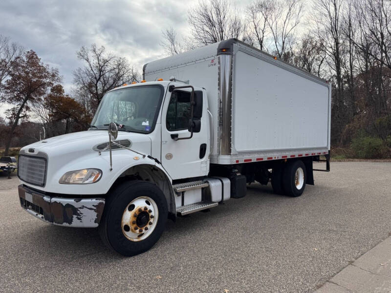 2018 Freightliner M2 106