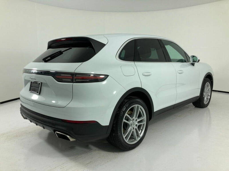 2023 Porsche Cayenne
